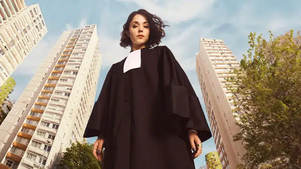 Alice Isaaz dans la série 66.5 tournée à Bobigny